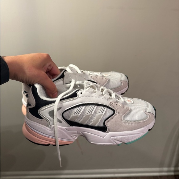 Adidas White and Pink Sneakers - Picture 1 of 4